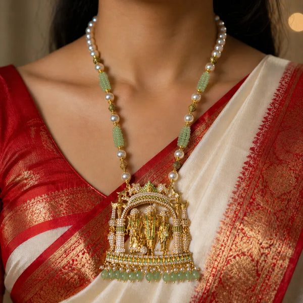 Temple Pearl Green Stone Gold Polish Necklace