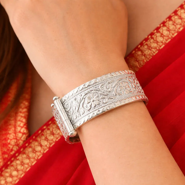 925 Silver Floral Engraved Kada Bracelet