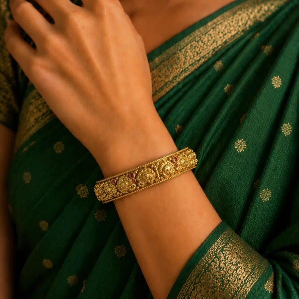 Antique Gold Polish Designer Bangle