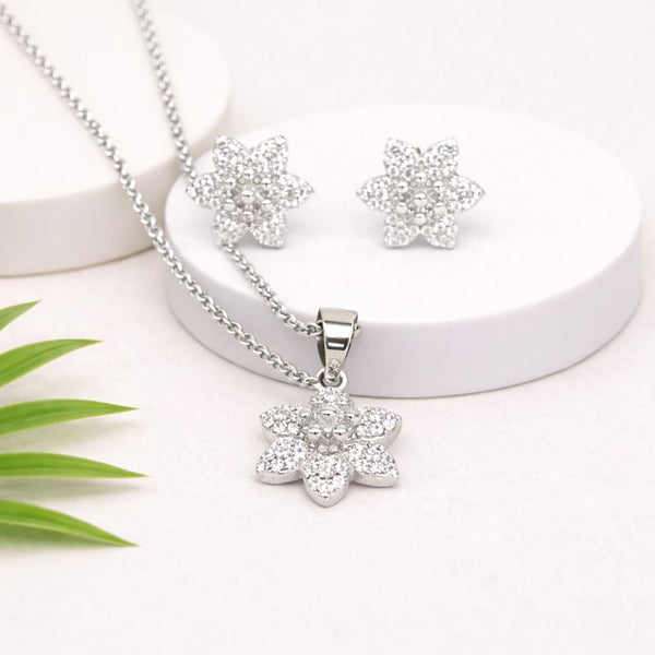 Sparkling Starflower  Silver Pendant Set