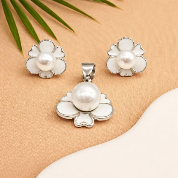 Ivory Pearl Blossom Silver Pendant Set