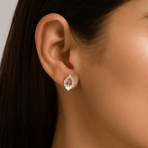 Silver Gold-Plated Sparkle Oval Stud Earrings in 925 Sterling Silver