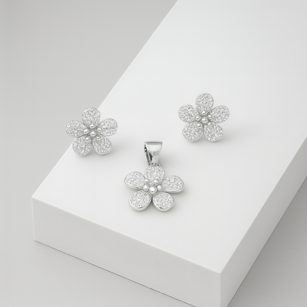 Sparkling Silver Floral Pendant Set