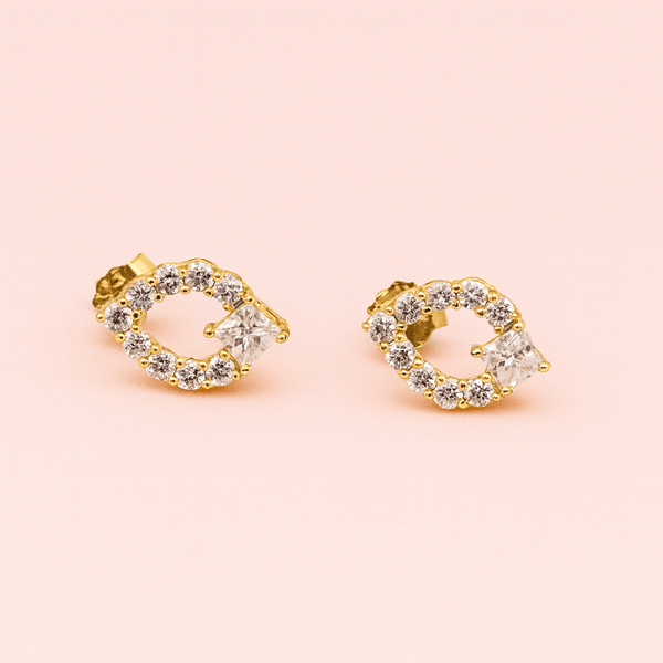 Silver Gold-Plated Sparkle Oval Stud Earrings in 925 Sterling Silver