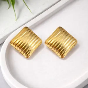 Anti-Tarnish Ribbed Square Stud Earrings